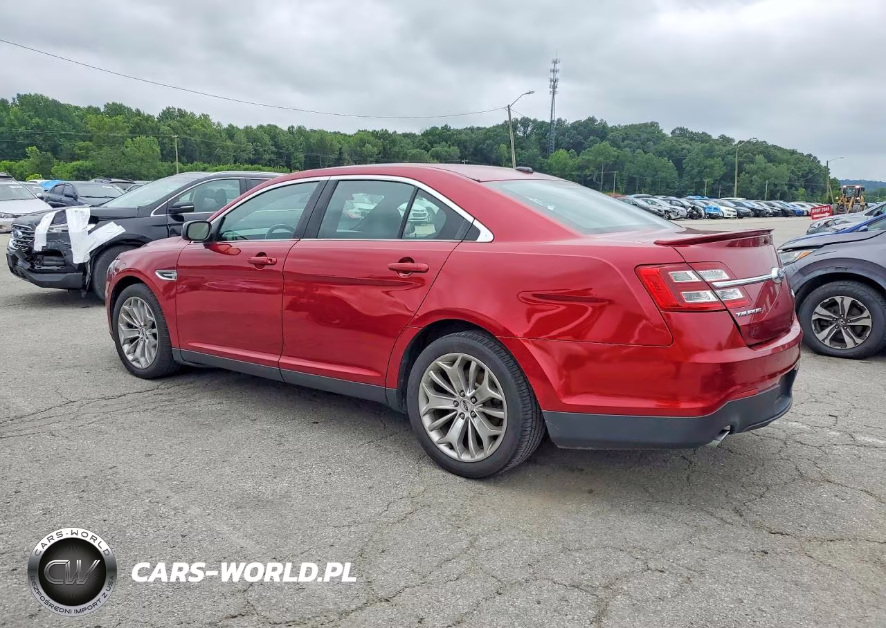 2018 Ford Taurus Limited VIN:1FAHP2F84JG110636 - 2