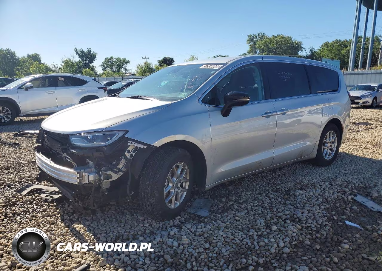 2024 Chrysler Pacifica Touring L – zdjęcie 1 z 14