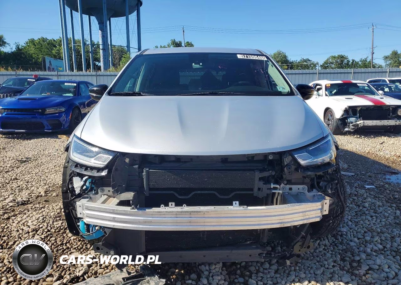 2024 Chrysler Pacifica Touring L VIN:2C4RC1BG0RR182946 - 5