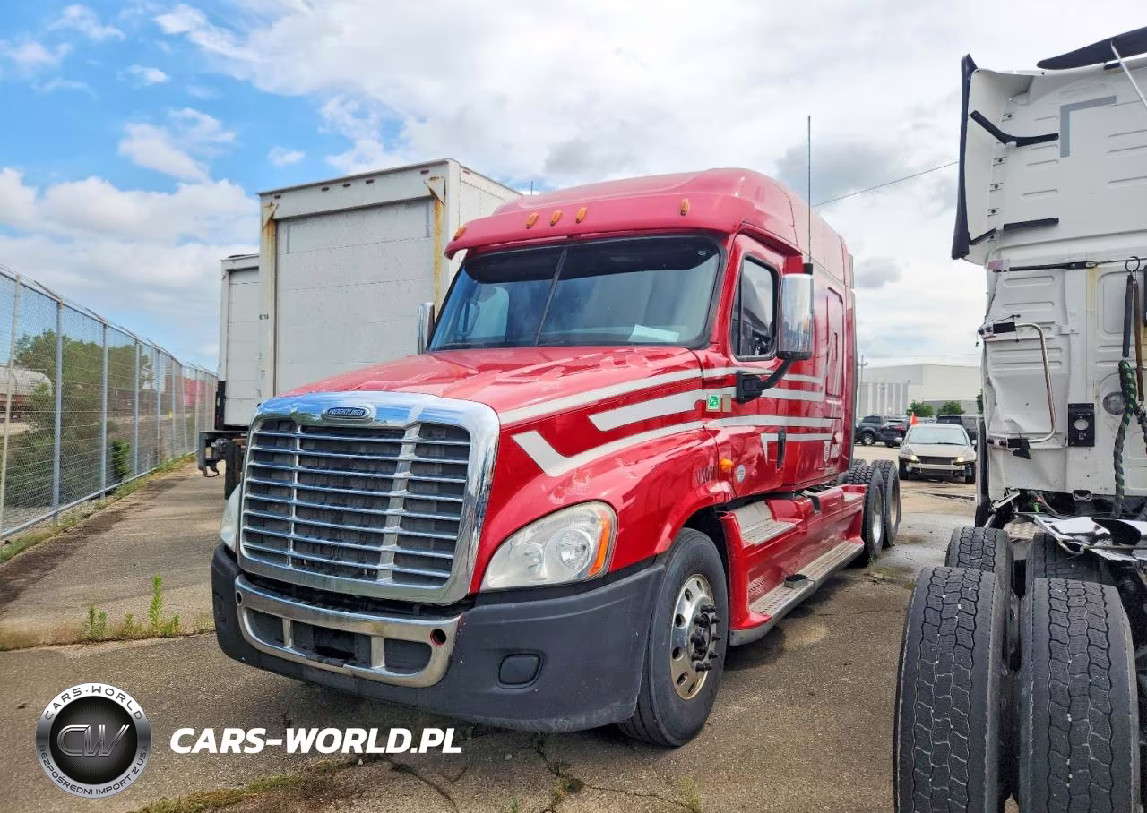 2013 Freightliner Cascadia Semi Truck VIN:3AKJGLDR9DSFF2168 - 2