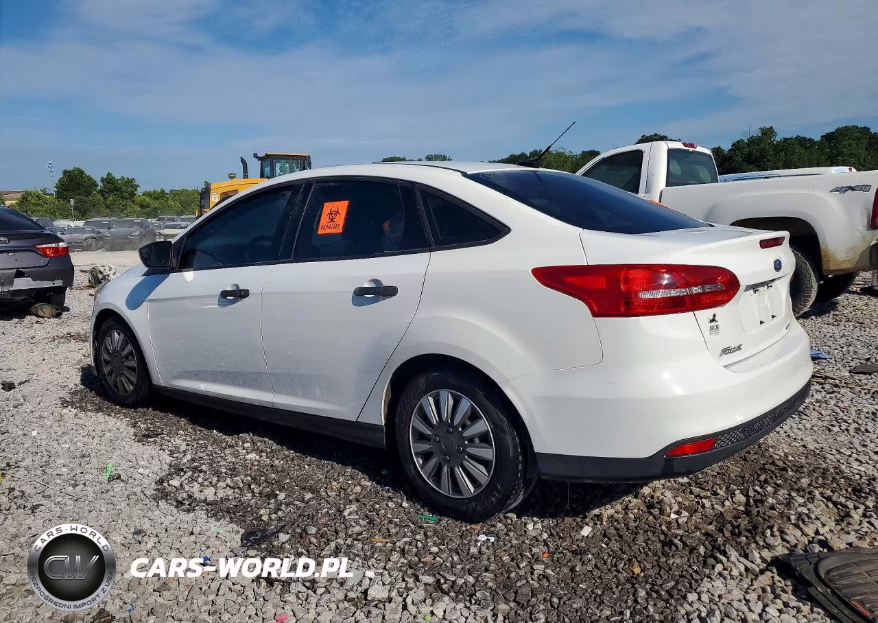 2016 Ford Focus S VIN:1FADP3E29GL294697 - 2