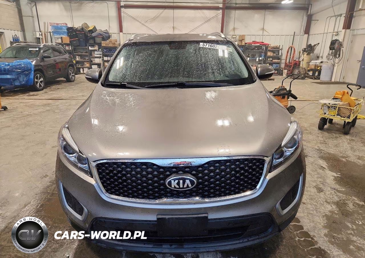 2018 Kia Sorento Lx VIN:5XYPGDA36JG432050 - 5