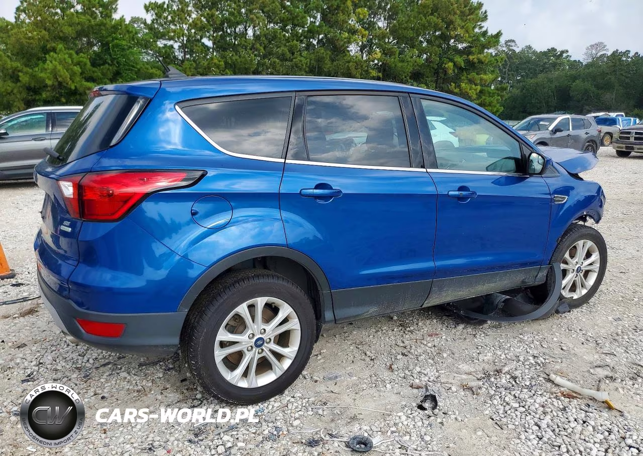 2019 Ford Escape Se VIN:1FMCU0GD0KUA71927 - 3