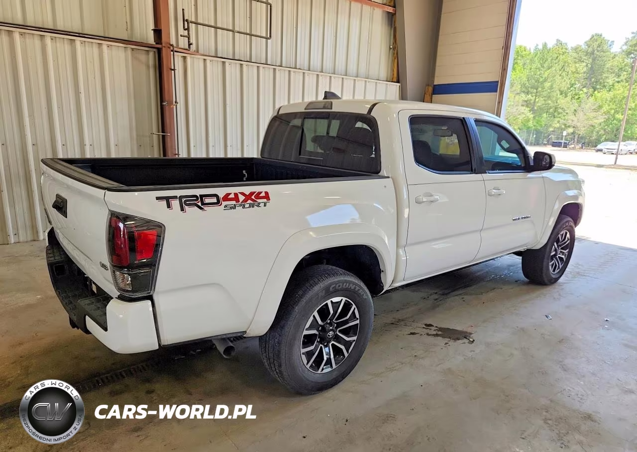 2021 Toyota Tacoma Trd Sport VIN:3TYCZ5AN3MT012144 - 3
