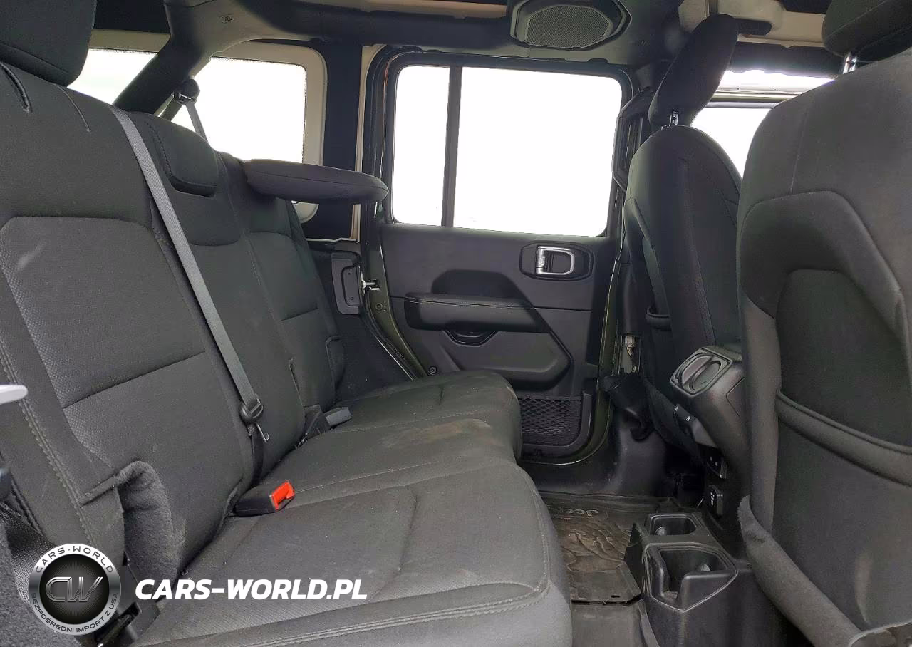 2021 Jeep Wrangler Unlimited Sahara VIN:1C4HJXEG3MW613733 - 11