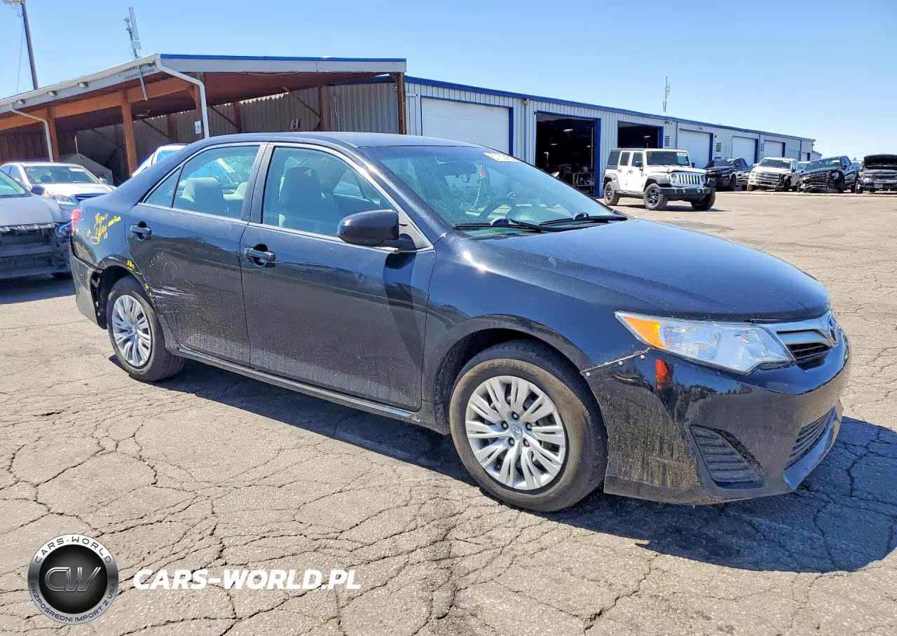 2012 Toyota Camry Le VIN:4T4BF1FKXCR196890 - 4