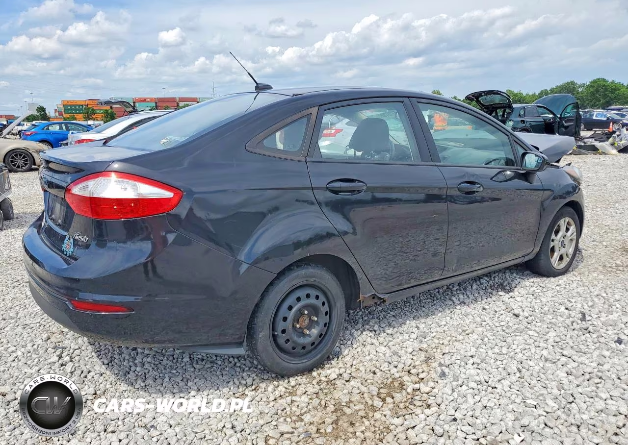 2014 Ford Fiesta Se VIN:3FADP4BJXEM145065 - 3
