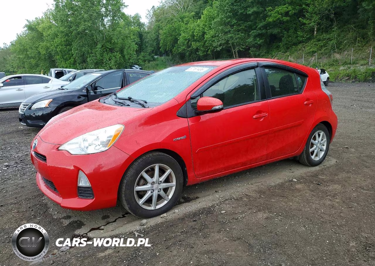 2012 Toyota Prius C Three – zdjęcie 1 z 12
