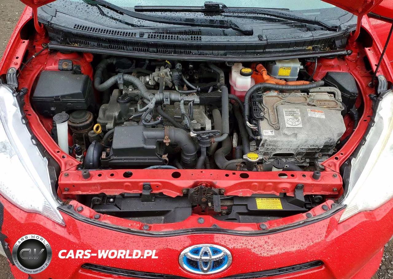 2012 Toyota Prius C Three VIN:JTDKDTB34C1008302 - 11