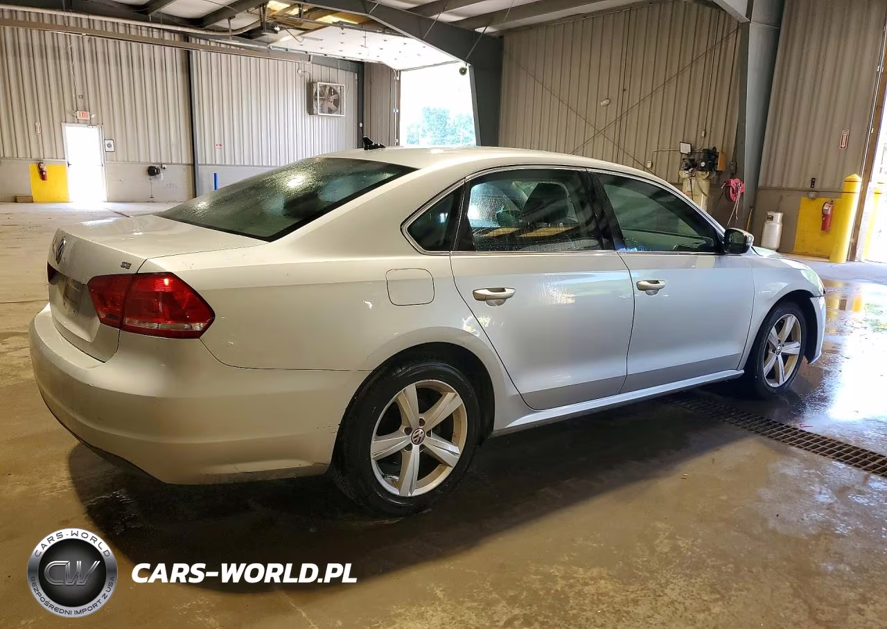 2013 Volkswagen Passat Se VIN:1VWBP7A38DC104307 - 3