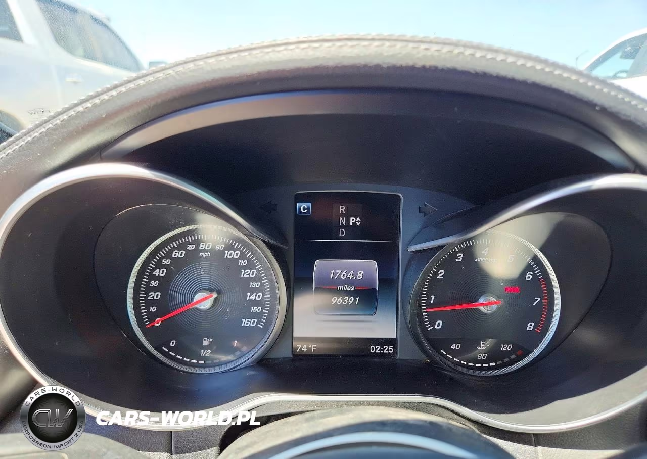 2016 Mercedes-Benz C 300 4Matic VIN:55SWF4KB0GU153499 - 9