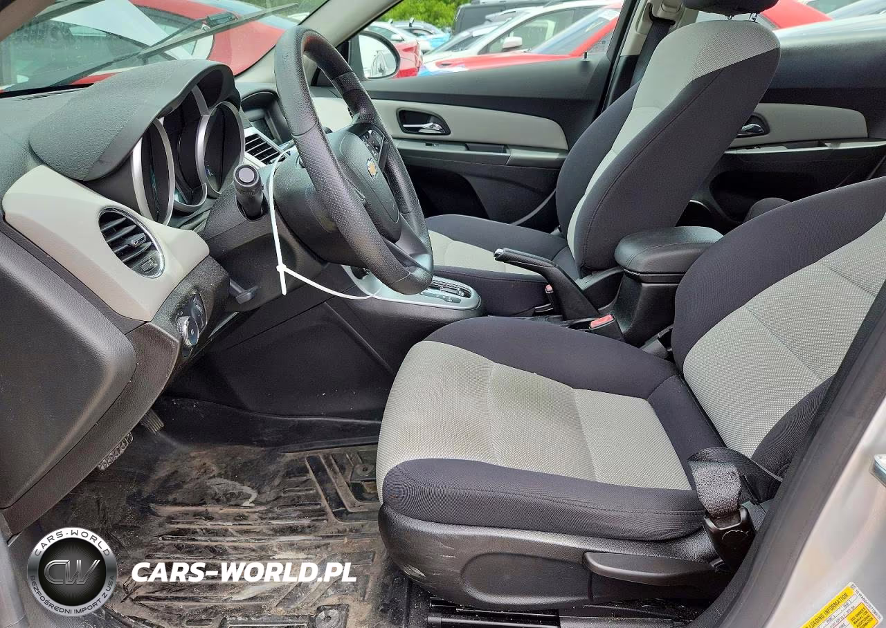 2013 Chevrolet Cruze Ls VIN:1G1PA5SH7D7136076 - 7