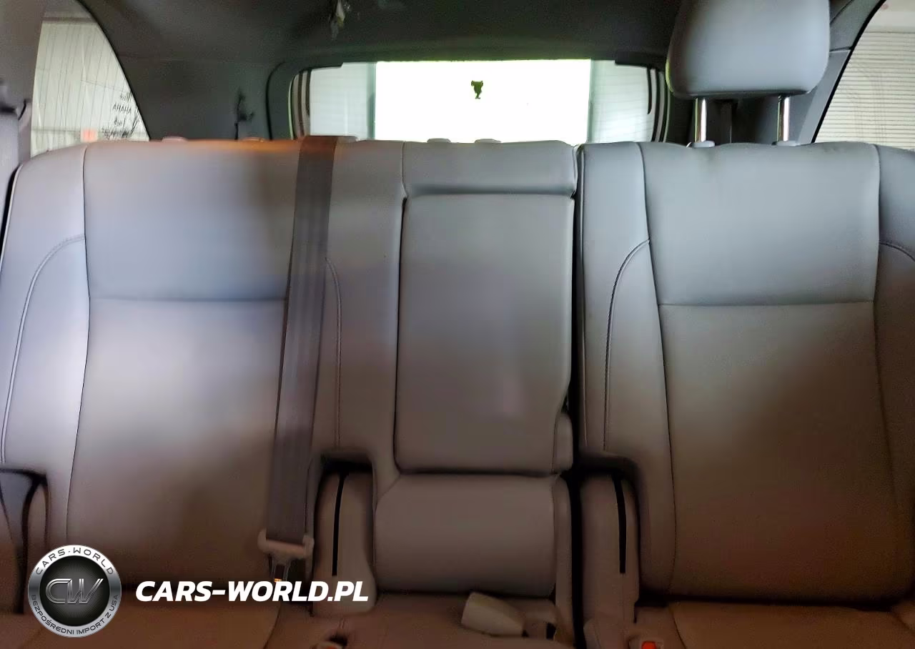 2019 Toyota Highlander Xle VIN:5TDJZRFH6KS954683 - 10
