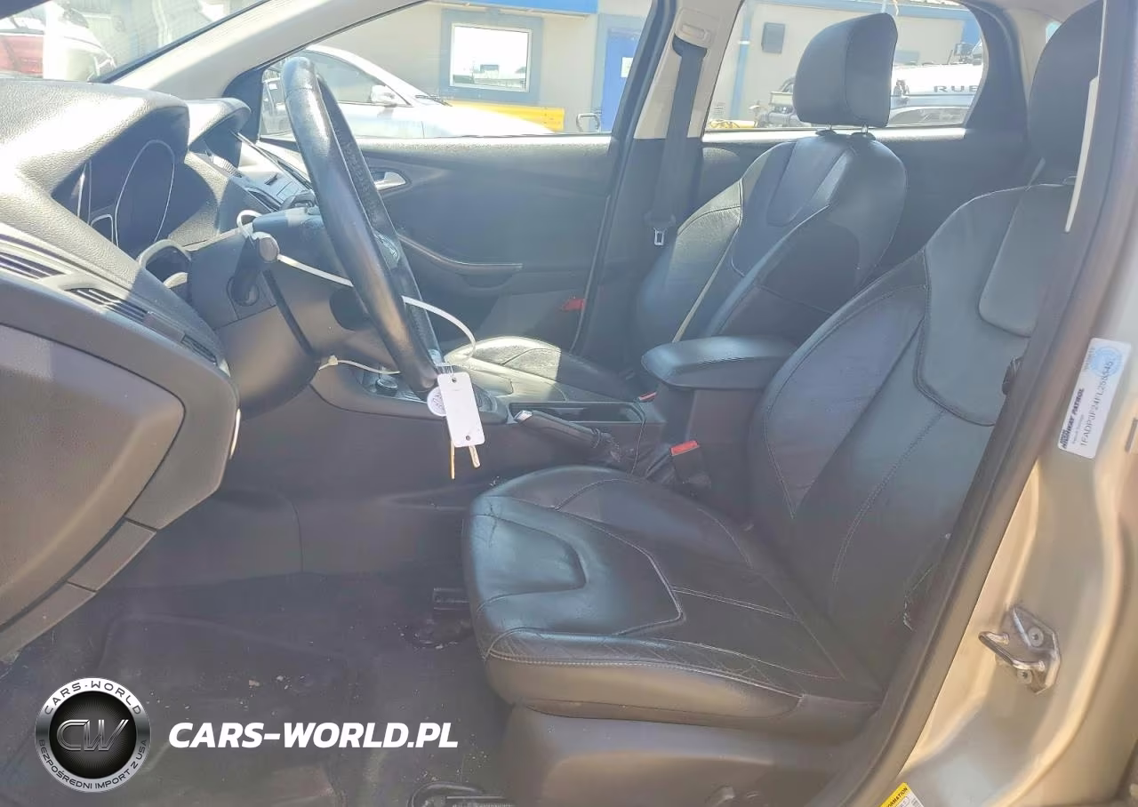 2015 Ford Focus Se VIN:1FADP3F24FL255545 - 7