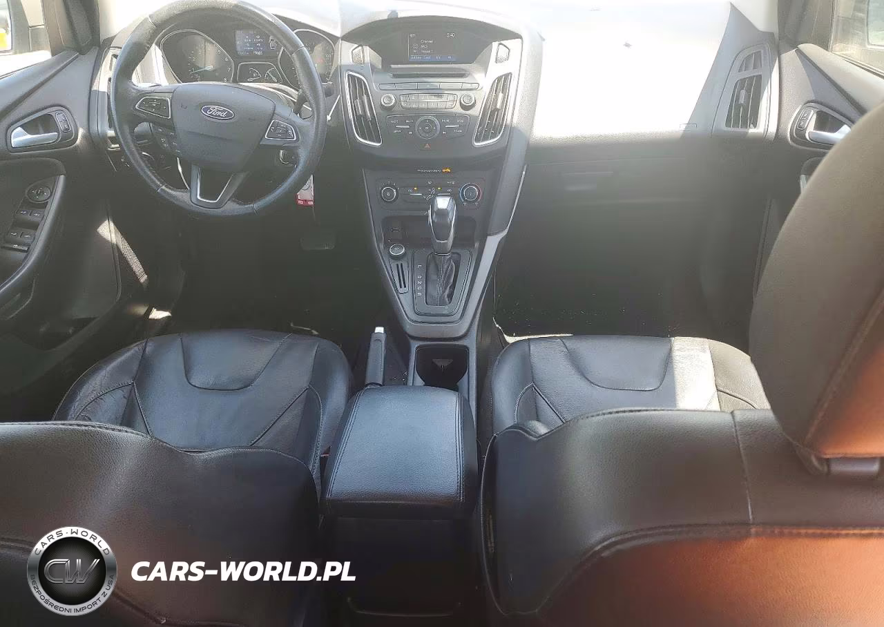 2015 Ford Focus Se VIN:1FADP3F24FL255545 - 8