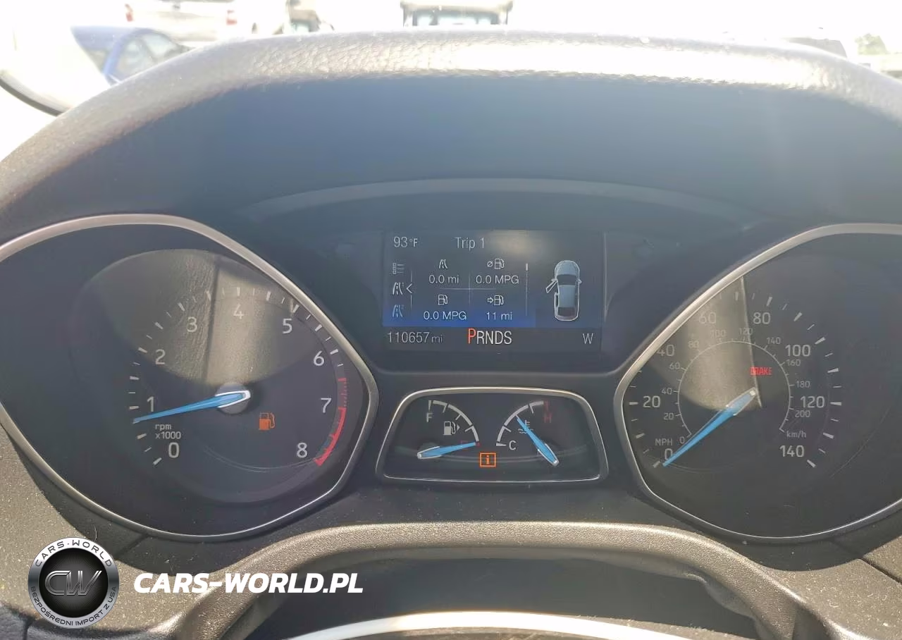2015 Ford Focus Se VIN:1FADP3F24FL255545 - 9