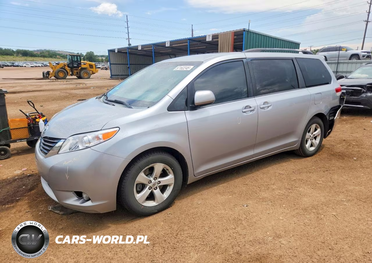 2014 Toyota Sienna Le
