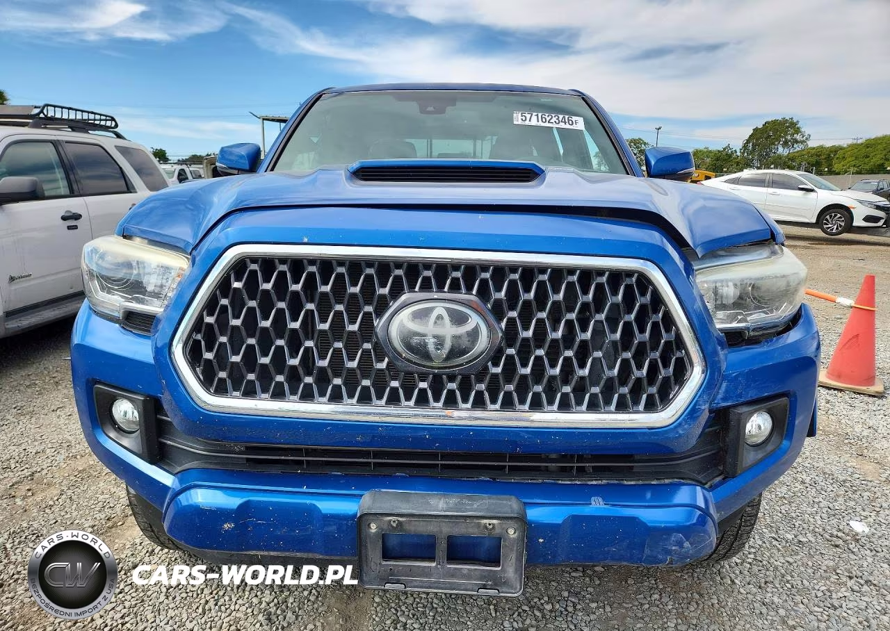 2018 Toyota Tacoma Trd Sport VIN:3TMAZ5CN7JM072357 - 5