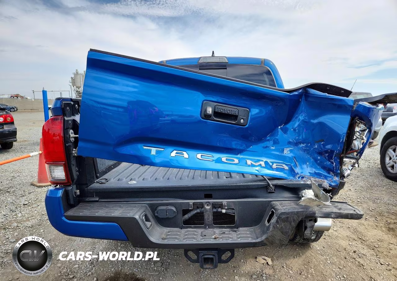 2018 Toyota Tacoma Trd Sport VIN:3TMAZ5CN7JM072357 - 6