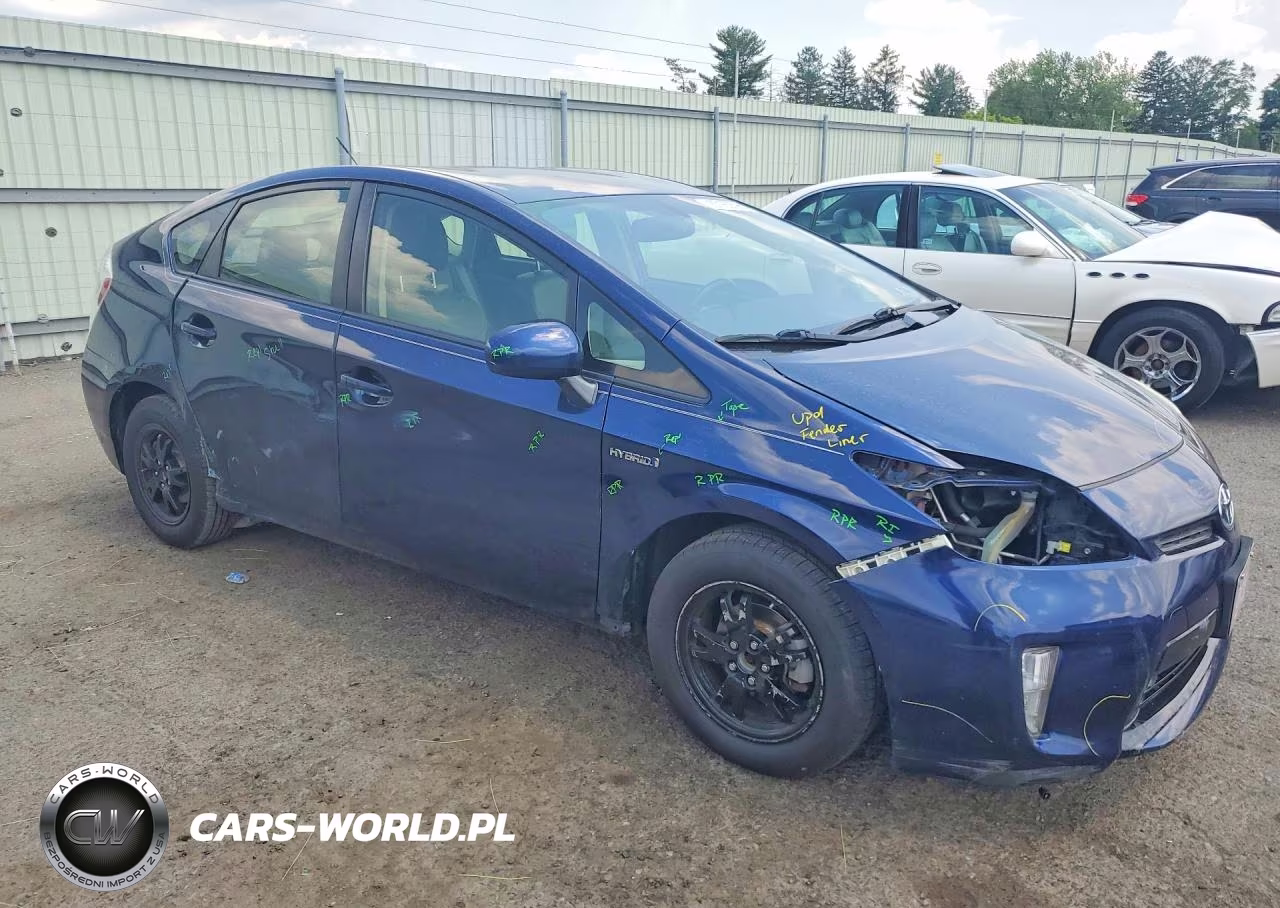 2014 Toyota Prius Four VIN:JTDKN3DU9E0387857 - 4