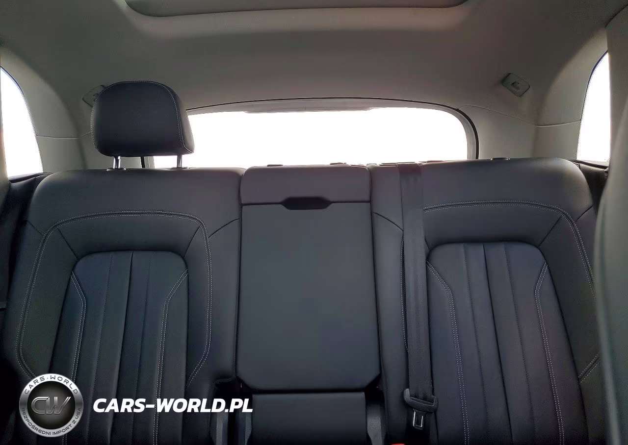 2022 Audi Q5 Premium 45 VIN:WA1GAAFYXN2026268 - 10