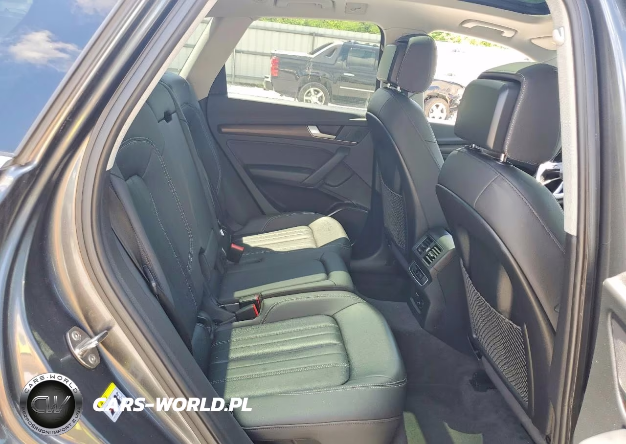 2022 Audi Q5 Premium 45 VIN:WA1GAAFYXN2026268 - 11