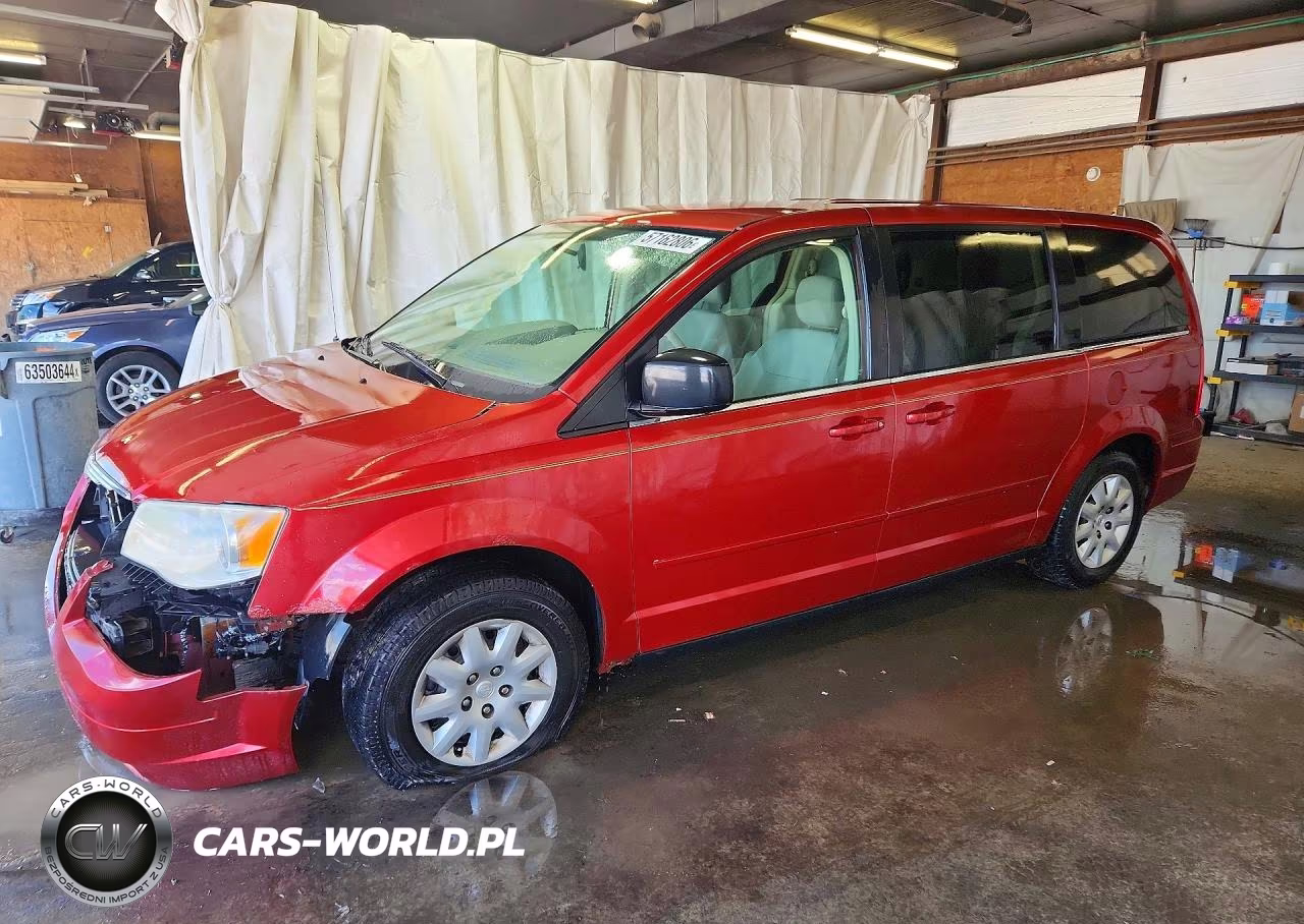 2010 Chrysler Town & Countr