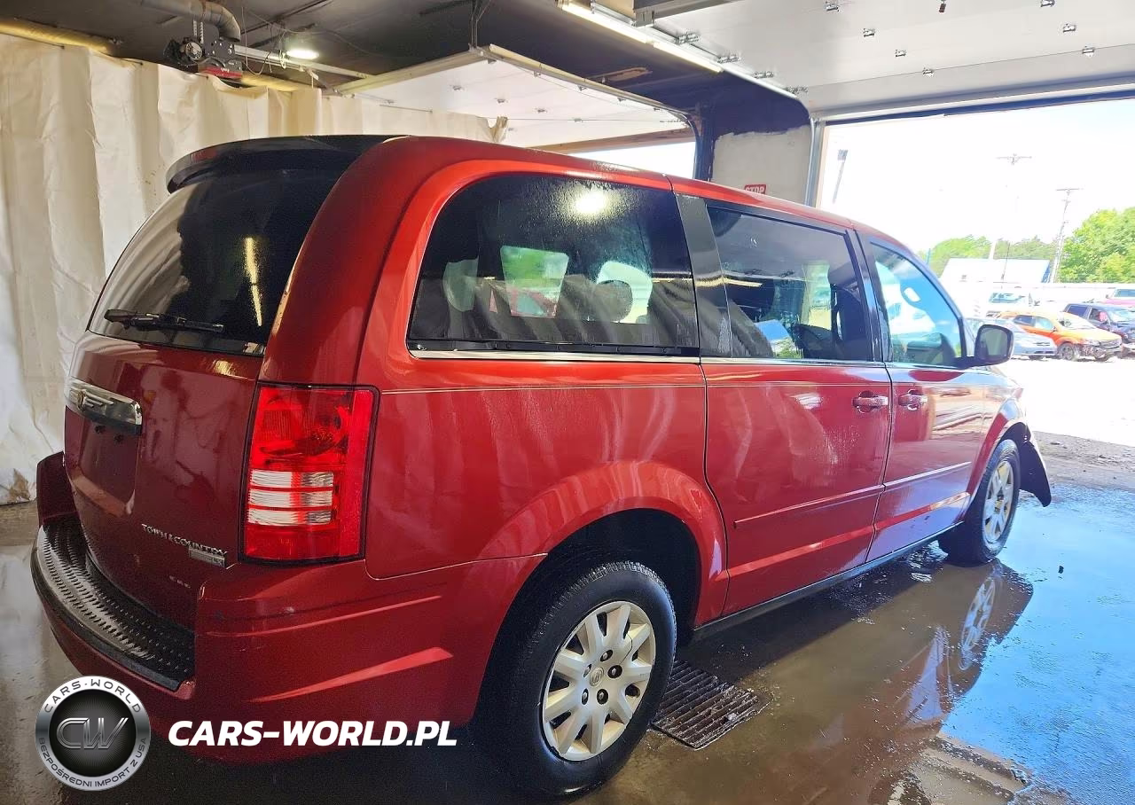 2010 Chrysler Town & Countr VIN:2A4RR4DE2AR250111 - 3