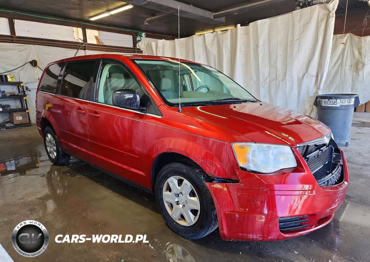 2010 Chrysler Town & Countr VIN:2A4RR4DE2AR250111 - 4