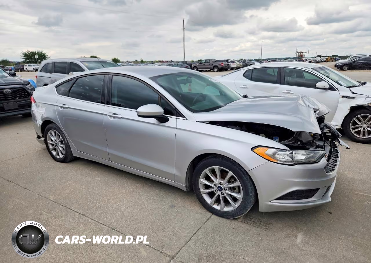 2017 Ford Fusion Se VIN:3FA6P0HD3HR311906 - 4