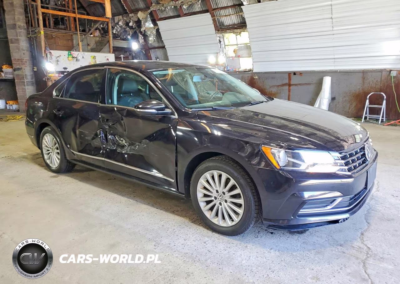 2017 Volkswagen Passat Se VIN:1VWBT7A38HC040013 - 4