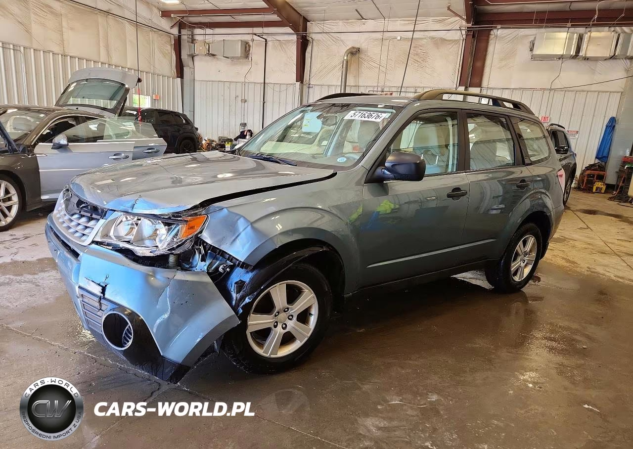 2012 Subaru Forester 2.5X – zdjęcie 1 z 13