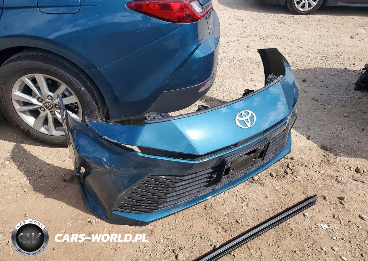 2026 Toyota Camry Le VIN:4T1DAACK3TU268535 - 12