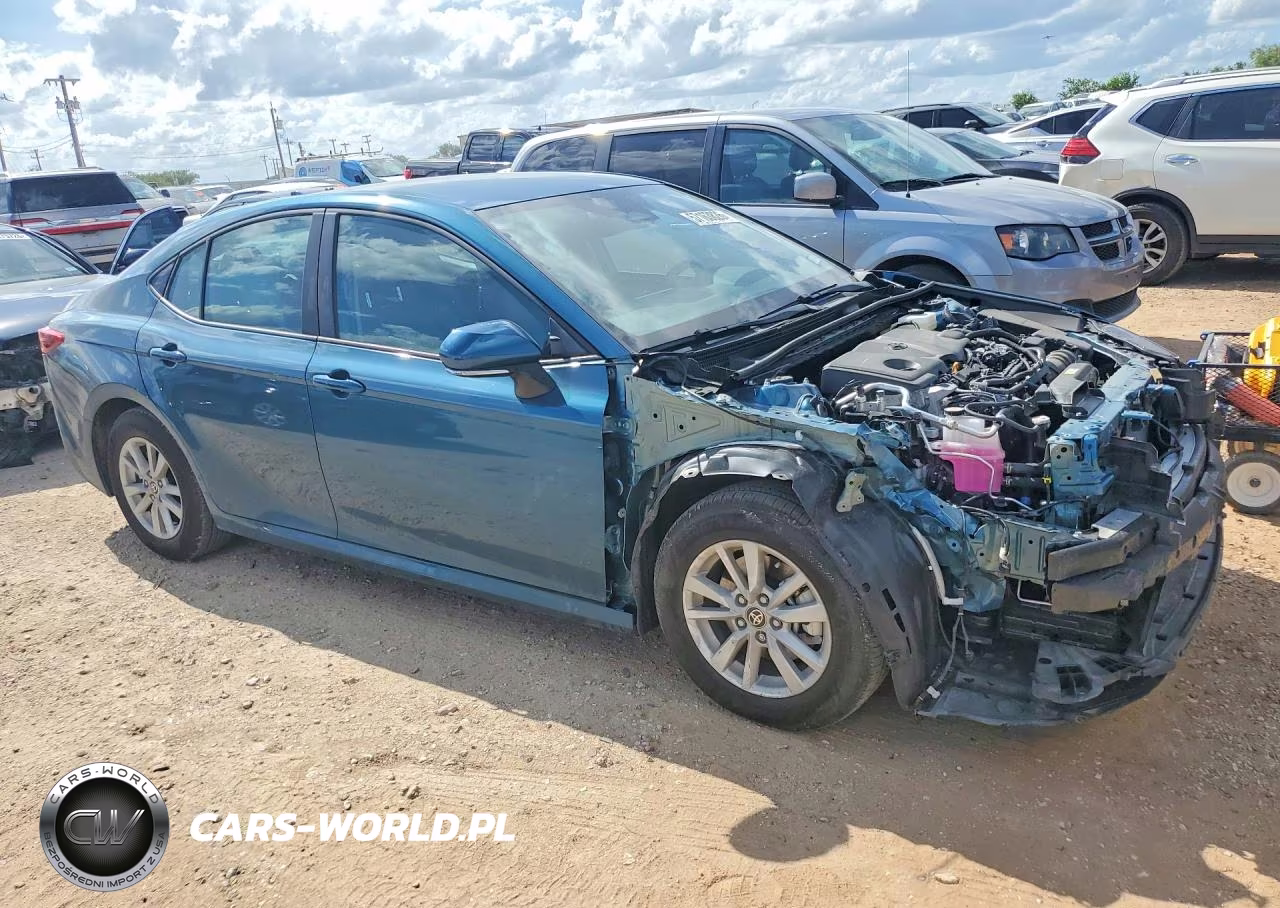 2026 Toyota Camry Le VIN:4T1DAACK3TU268535 - 4