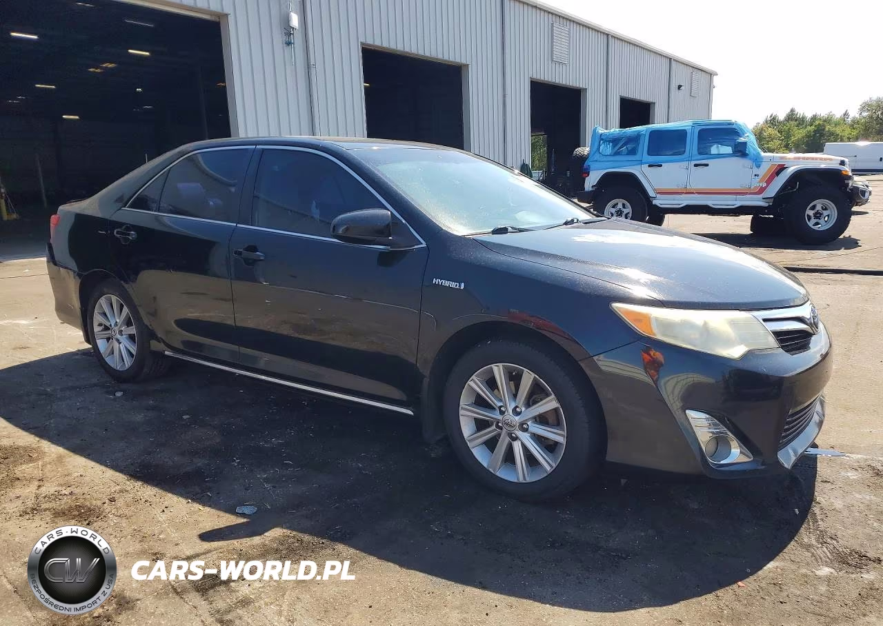 2013 Toyota Camry Hybrid Xle VIN:4T1BD1FK9DU090996 - 4