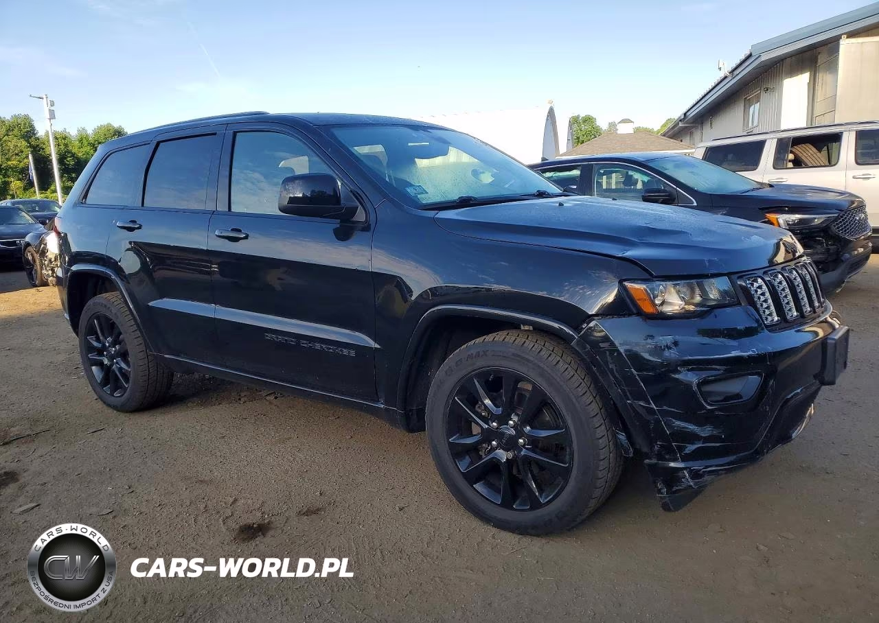2018 Jeep Grand Cherokee Laredo VIN:1C4RJFAG9JC466495 - 4