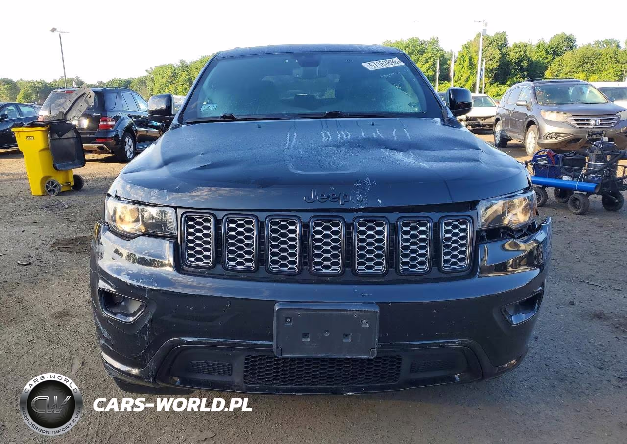 2018 Jeep Grand Cherokee Laredo VIN:1C4RJFAG9JC466495 - 5