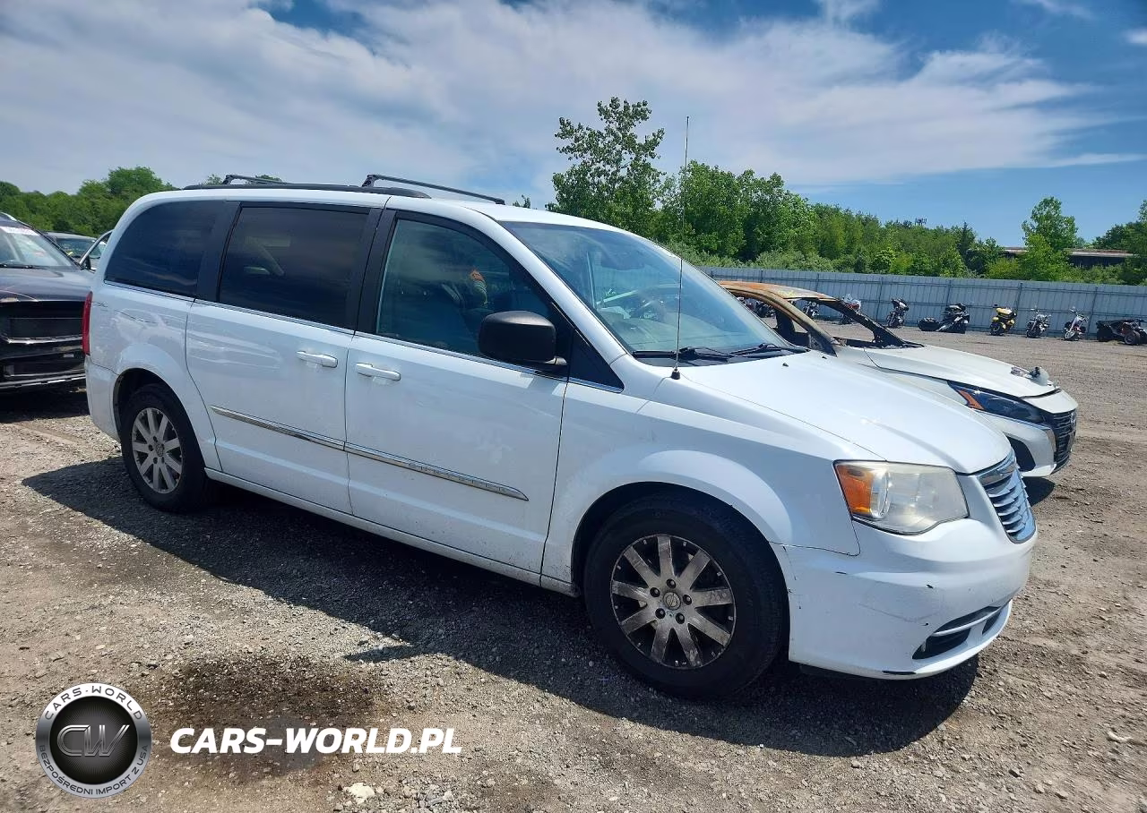 2014 Chrysler Town & Country Touring VIN:2C4RC1BG6ER317499 - 4