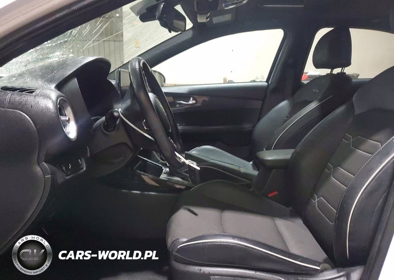 2023 Kia Forte Gt Line VIN:3KPF54AD8PE524003 - 7