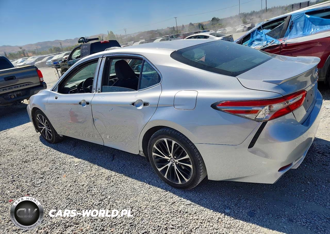 2018 Toyota Camry Se VIN:4T1B11HK7JU611747 - 2