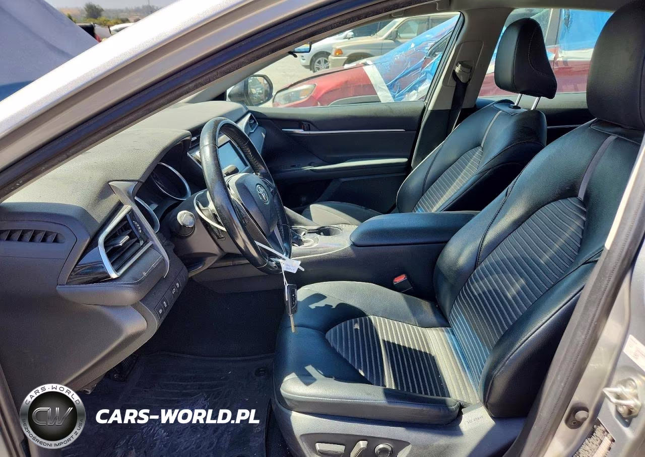 2018 Toyota Camry Se VIN:4T1B11HK7JU611747 - 7
