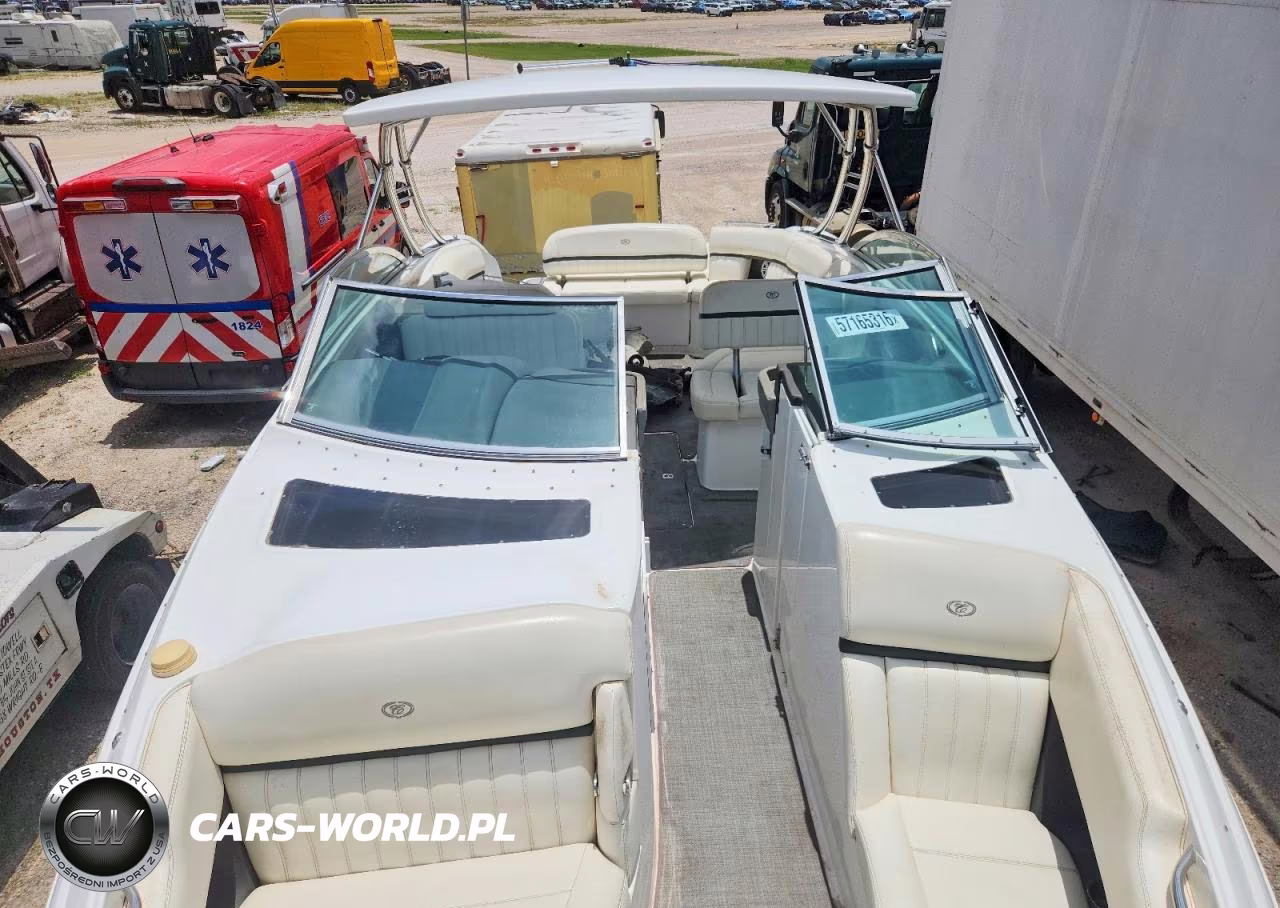2013 Cobalt Boat VIN:FGE36003H213 - 6