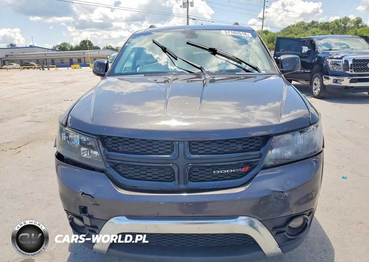 2019 Dodge Journey Crossroad VIN:3C4PDCGG2KT803664 - 5