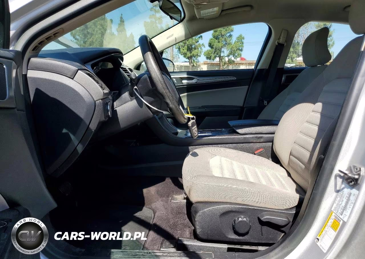 2017 Ford Fusion S VIN:3FA6P0G76HR294000 - 7