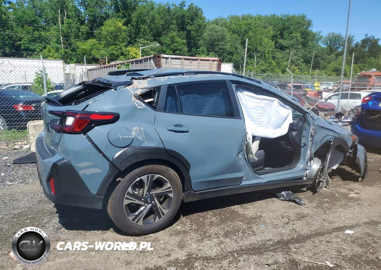 2025 Subaru Crosstrek Premium VIN:JF2GUHDC6S8327823 - 3