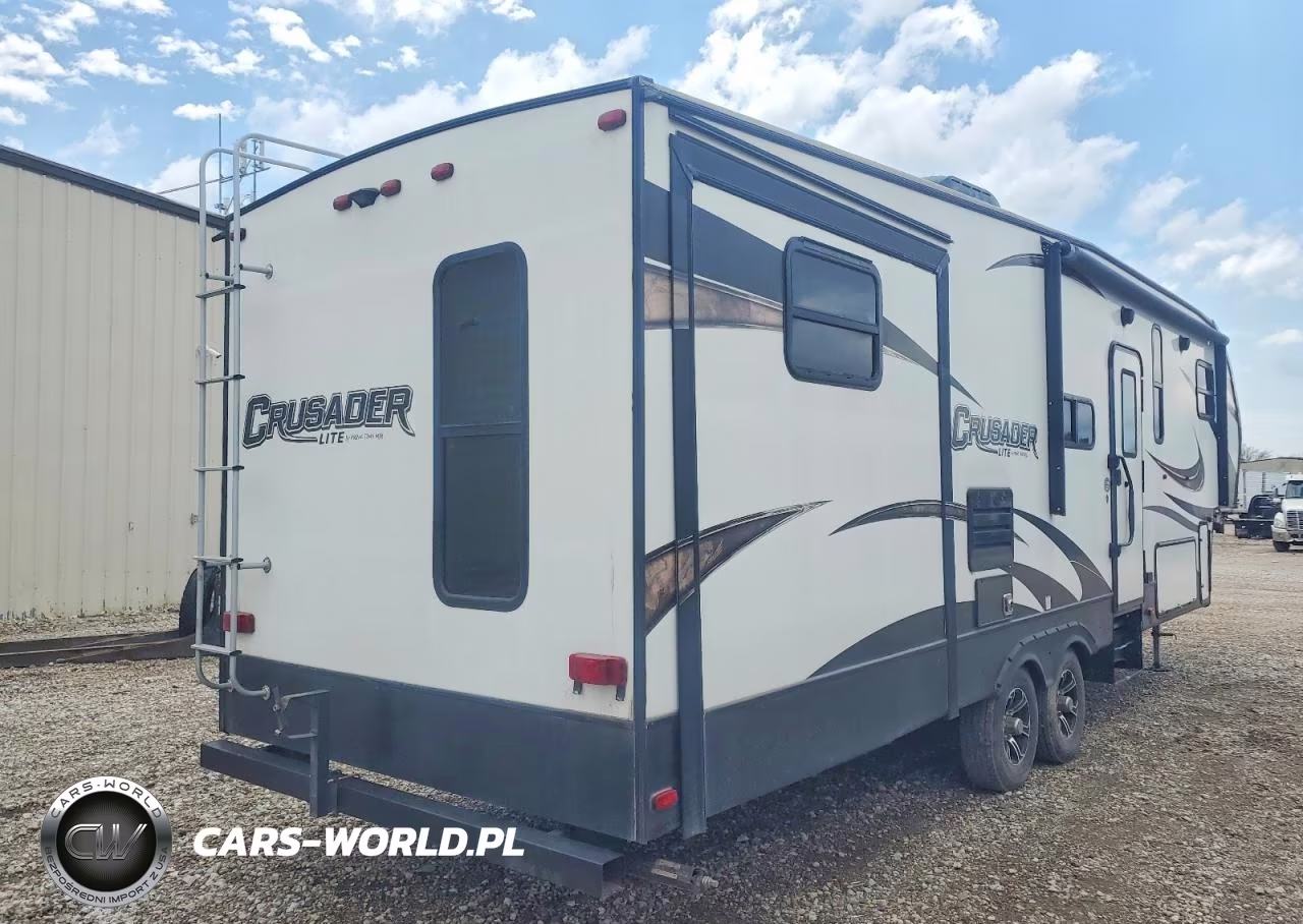 2018 Forest River Crusader Camper VIN:5ZT3CSVB8JG123711 - 4