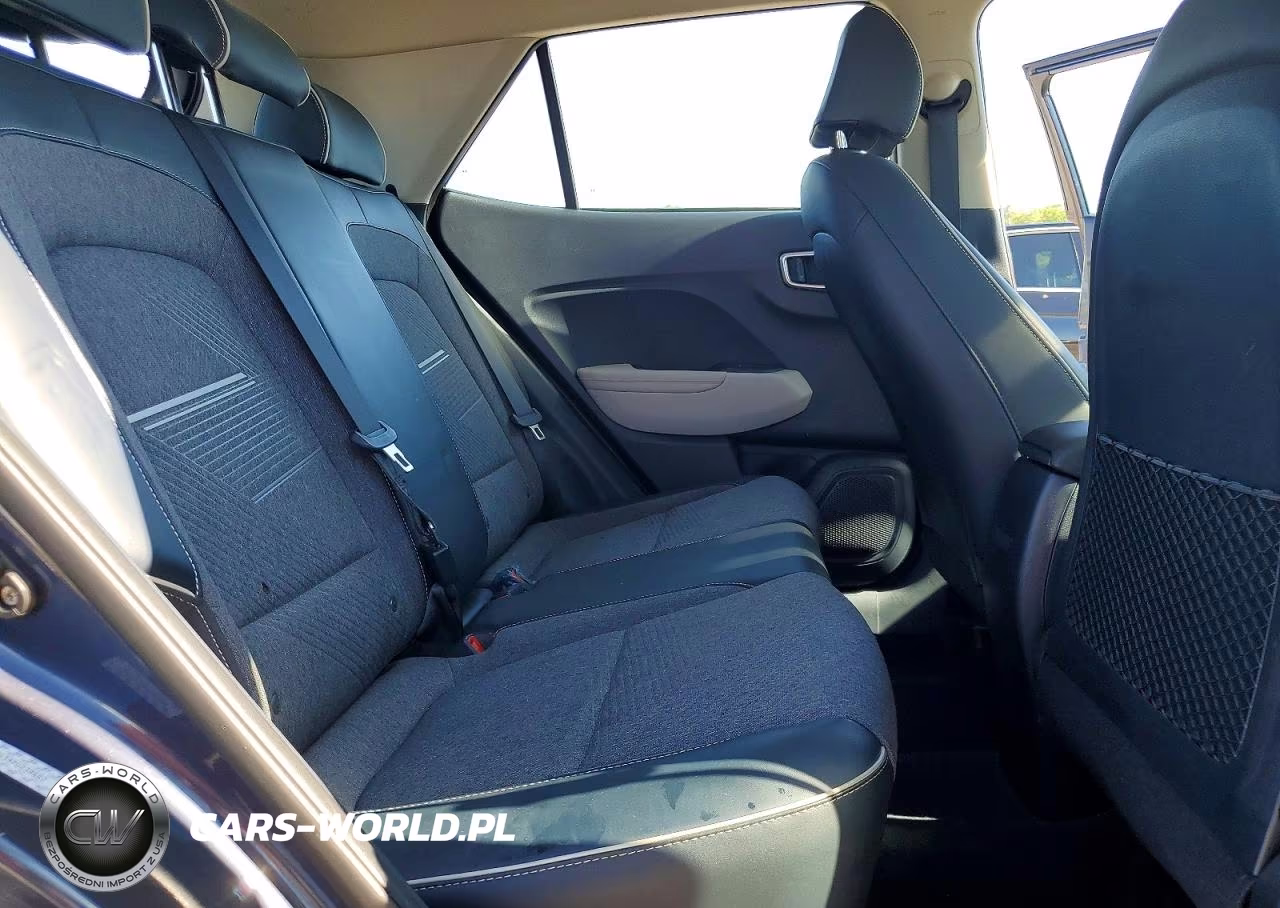 2023 Hyundai Venue Limited VIN:KMHRC8A34PU230662 - 10