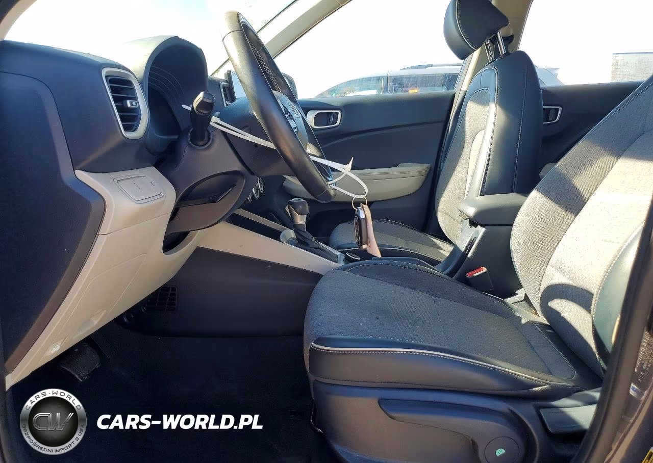2023 Hyundai Venue Limited VIN:KMHRC8A34PU230662 - 7