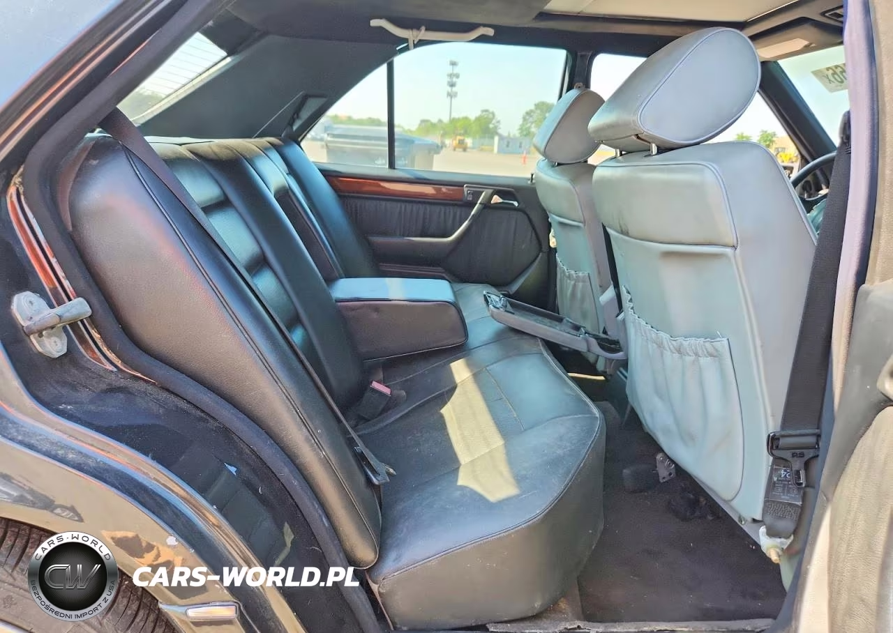 1995 Mercedes-Benz E 320 Base VIN:WDBEA32E9SC217656 - 10