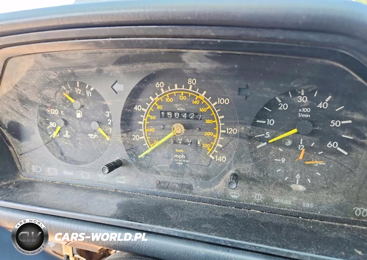 1995 Mercedes-Benz E 320 Base VIN:WDBEA32E9SC217656 - 9